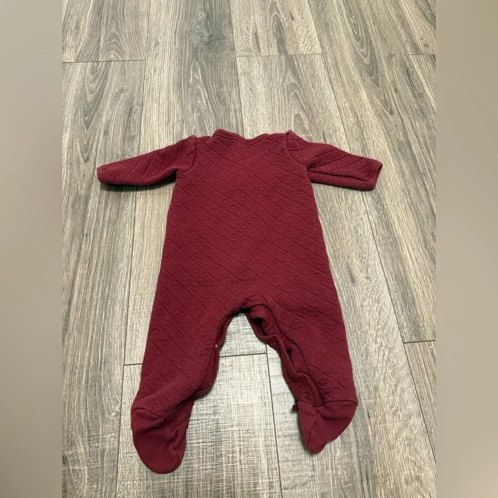Guess Baby Dark Red Heart Pajamas Size 6-9 Months